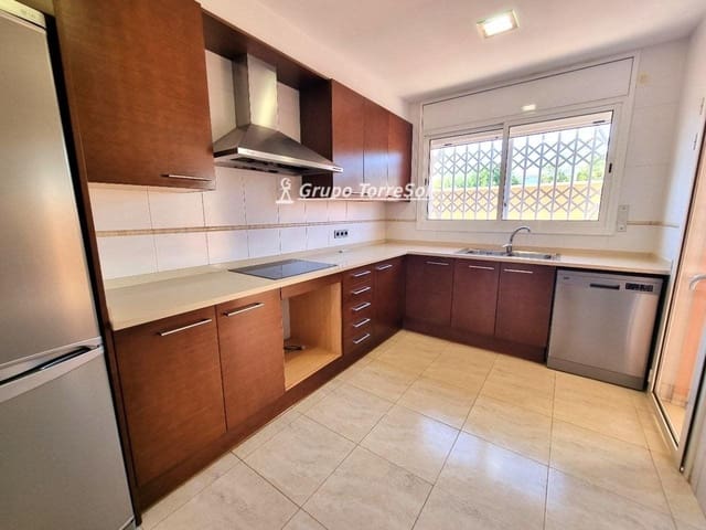 4 camera da letto Casa in vendita in Roda de Barà con garage - 355.000 € (Rif: 9534700)