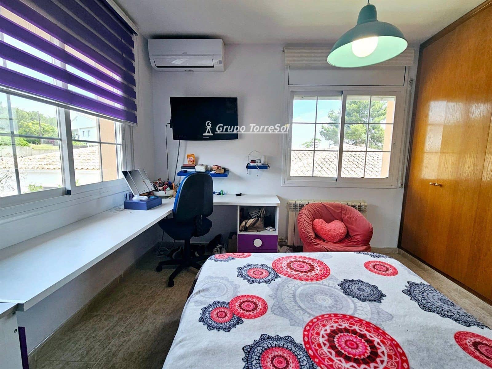 4 quarto Moradia para venda em Canyelles com piscina garagem - 430 000 € (Ref: 9534707)