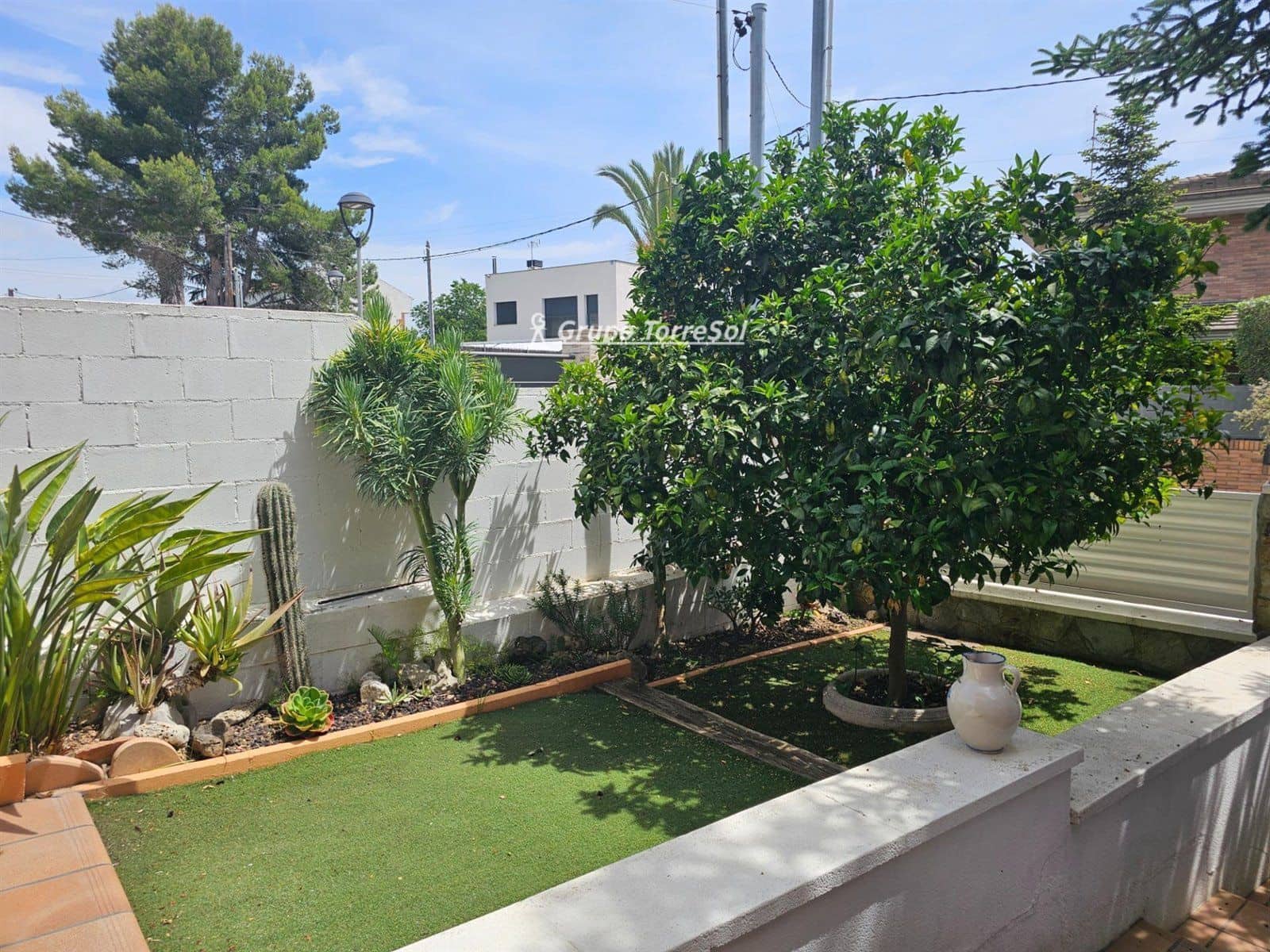 4 quarto Moradia para venda em Canyelles com piscina garagem - 430 000 € (Ref: 9534707)