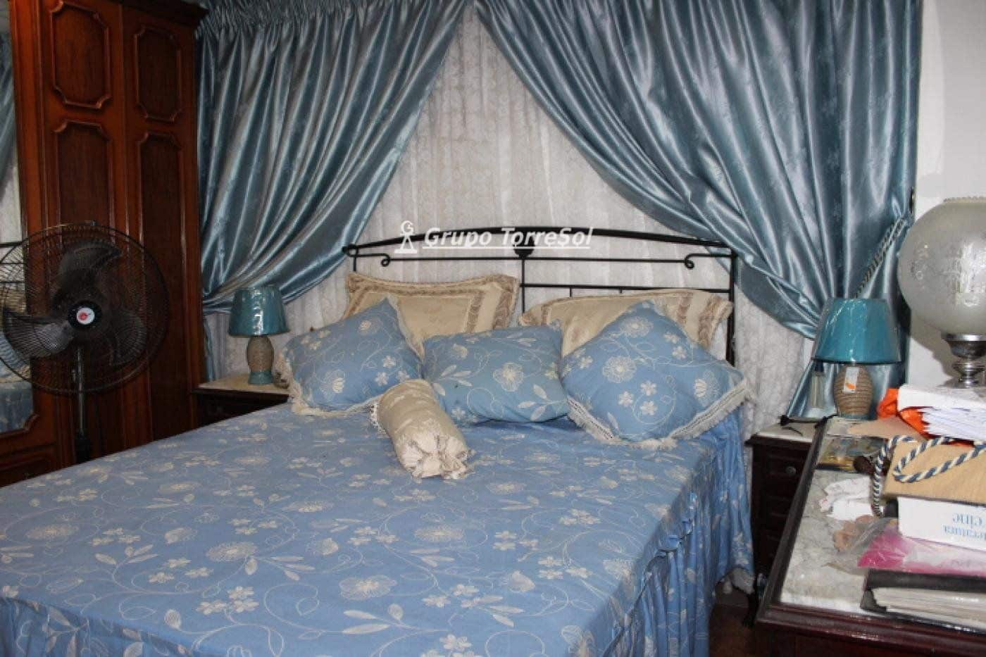 7 chambre Villa/Maison à vendre à La Pobla de Montornes avec piscine garage - 293 000 € (Ref: 9534713)