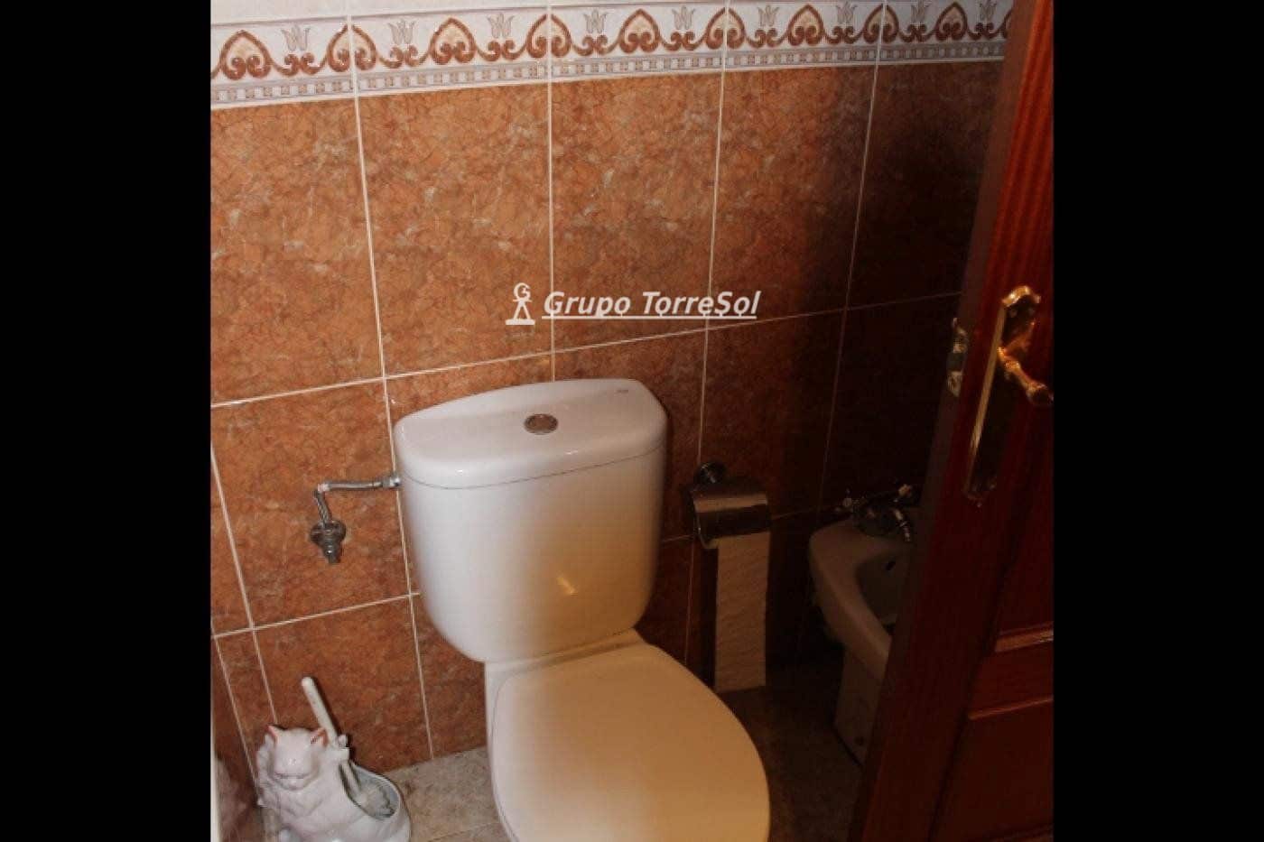 7 chambre Villa/Maison à vendre à La Pobla de Montornes avec piscine garage - 293 000 € (Ref: 9534713)