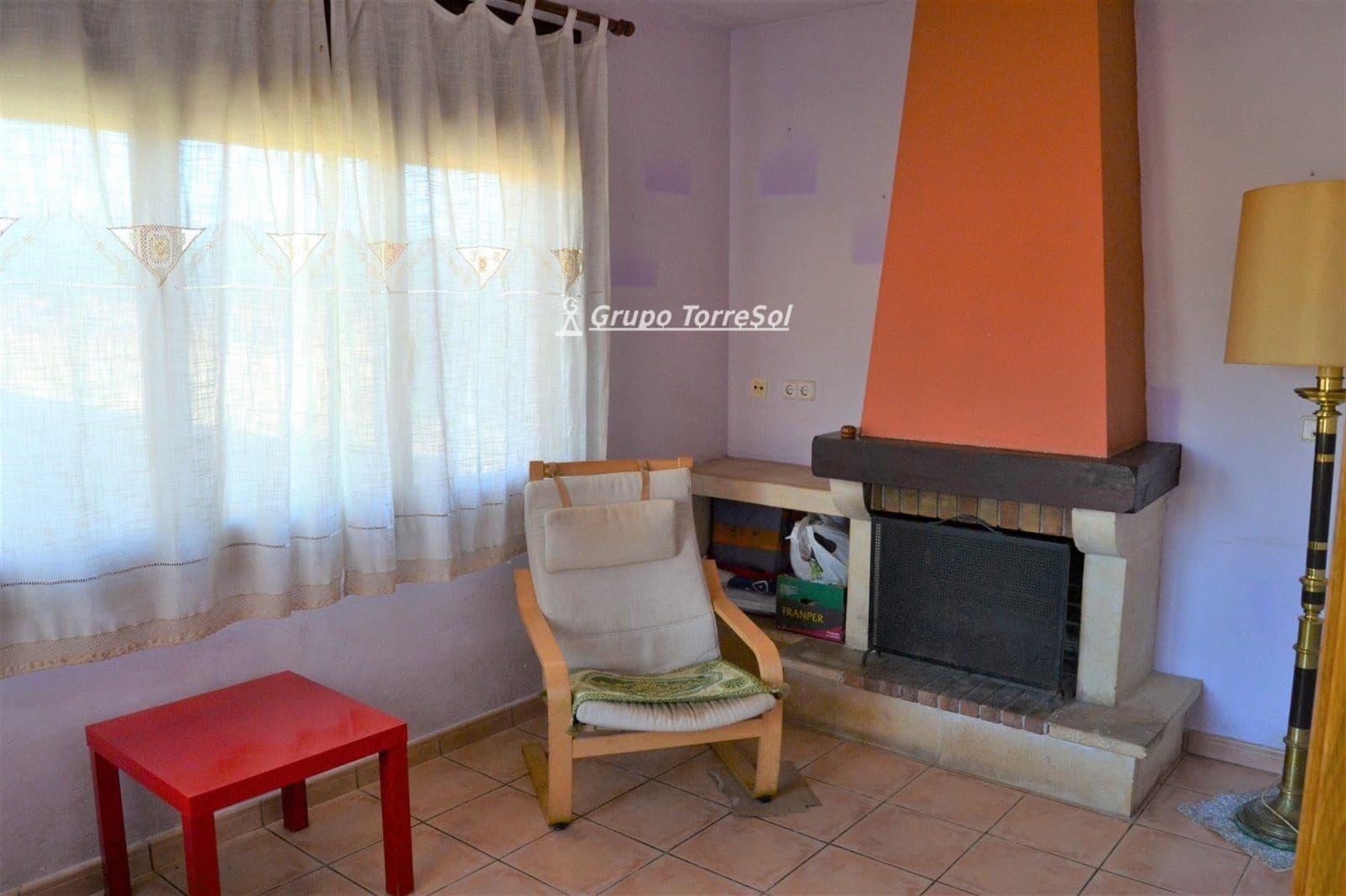 4 soverom Villa til salgs i Llorenc del Penedes med garasje - € 299 990 (Ref: 9534715)