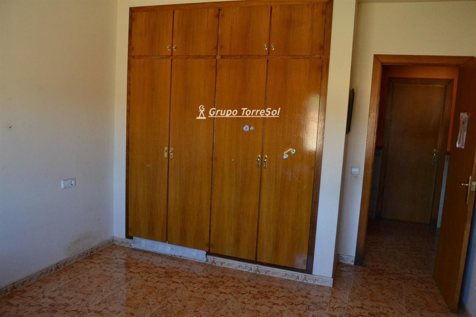 4 soverom Villa til salgs i Llorenc del Penedes med garasje - € 299 990 (Ref: 9534715)