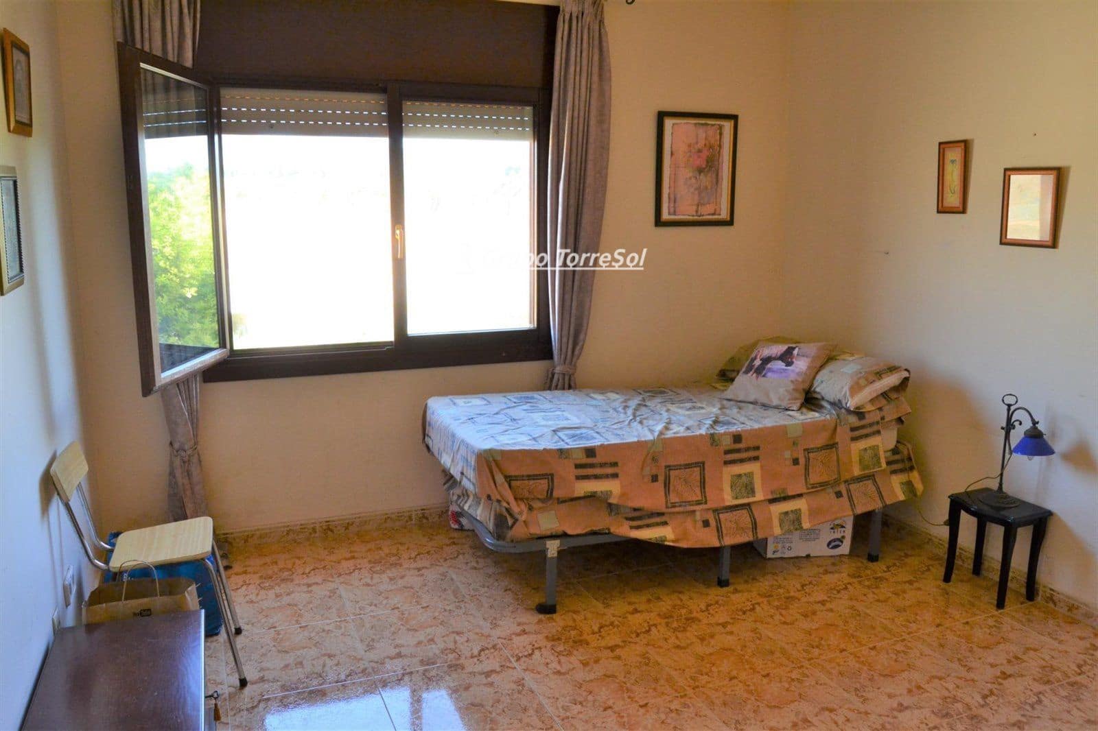 4 soverom Villa til salgs i Llorenc del Penedes med garasje - € 299 990 (Ref: 9534715)