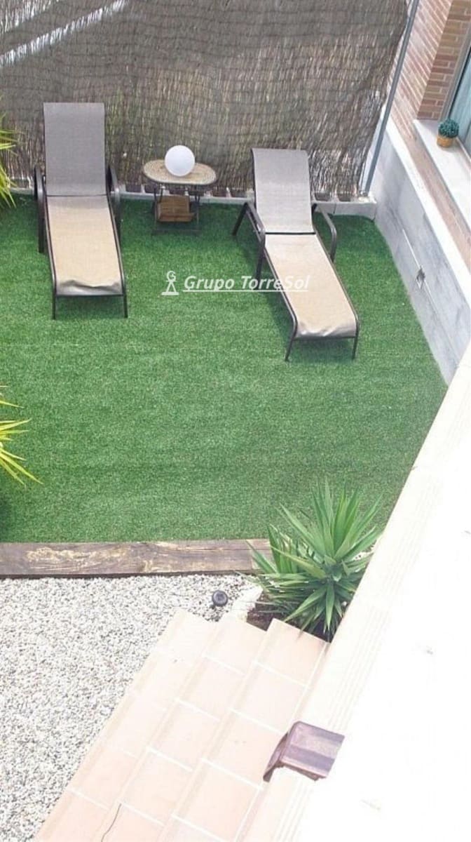 4 quarto Moradia para venda em Cubelles com garagem - 400 000 € (Ref: 9534717)