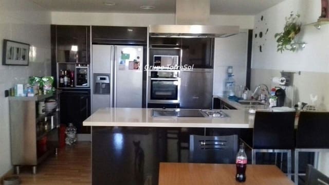 4 quarto Moradia para venda em Cubelles com garagem - 400 000 € (Ref: 9534717)