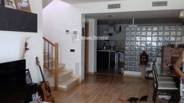 4 quarto Moradia para venda em Cubelles com garagem - 400 000 € (Ref: 9534717)