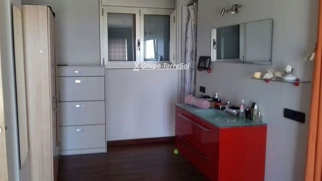 4 quarto Moradia para venda em Cubelles com garagem - 400 000 € (Ref: 9534717)