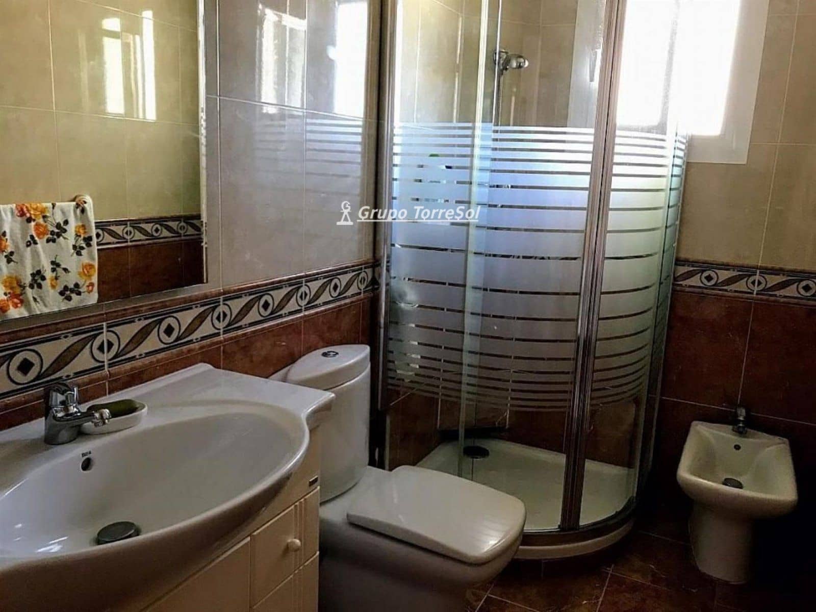 5 bedroom Villa for sale in Creixell - € 278,000 (Ref: 9534723)