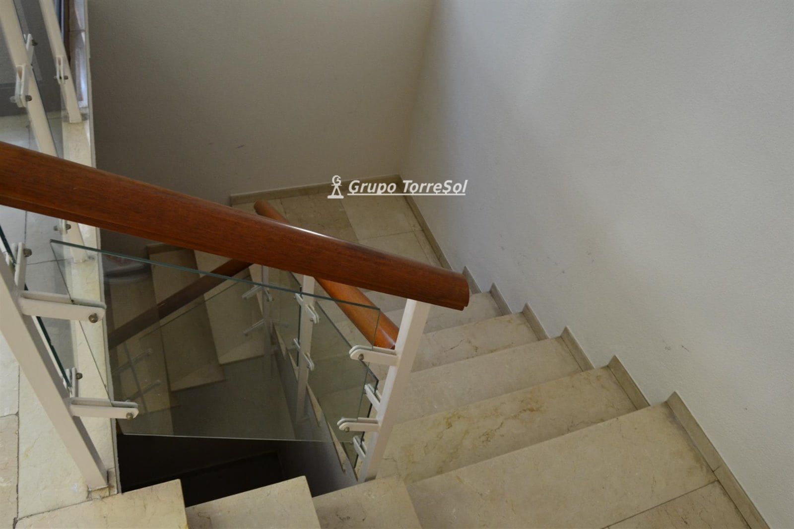 3 slaapkamer Commercieel te huur in Tarragona stad - € 2.000 (Ref: 9534731)