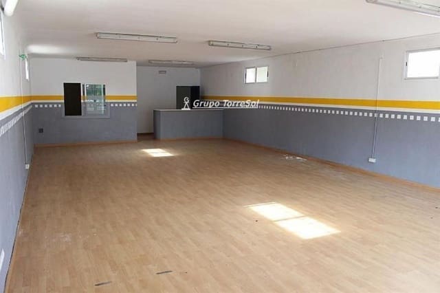 Local Comercial en Torredembarra en venta - 199.000 € (Ref: 9534732)