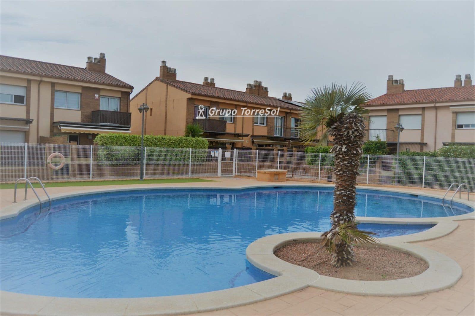 3 bedroom Townhouse for sale in Cambrils with pool garage - € 415,000 (Ref: 9534733)