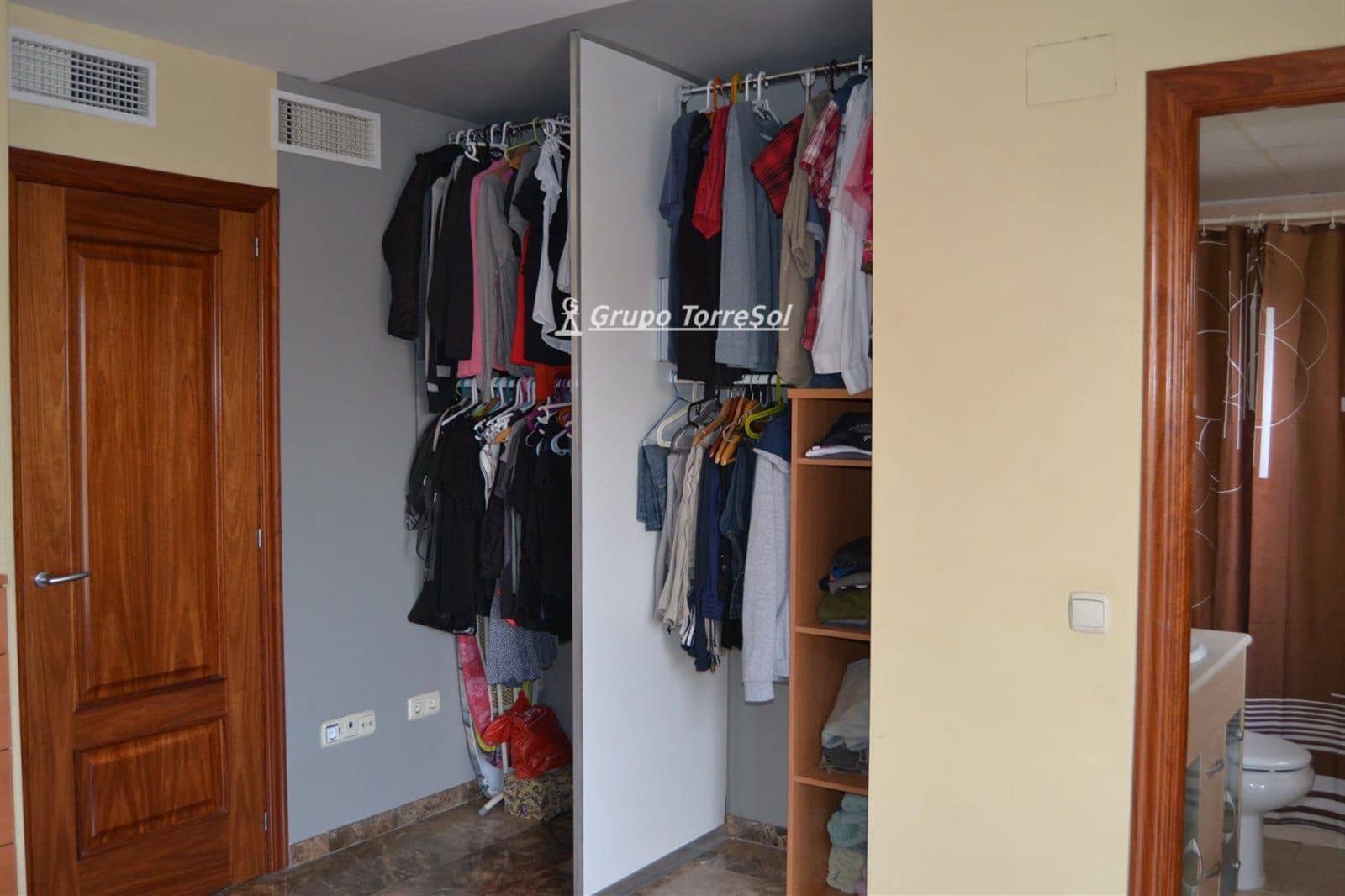 3 bedroom Townhouse for sale in Cambrils with pool garage - € 415,000 (Ref: 9534733)