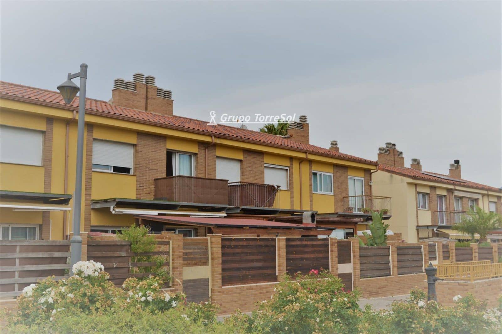3 bedroom Townhouse for sale in Cambrils with pool garage - € 415,000 (Ref: 9534733)