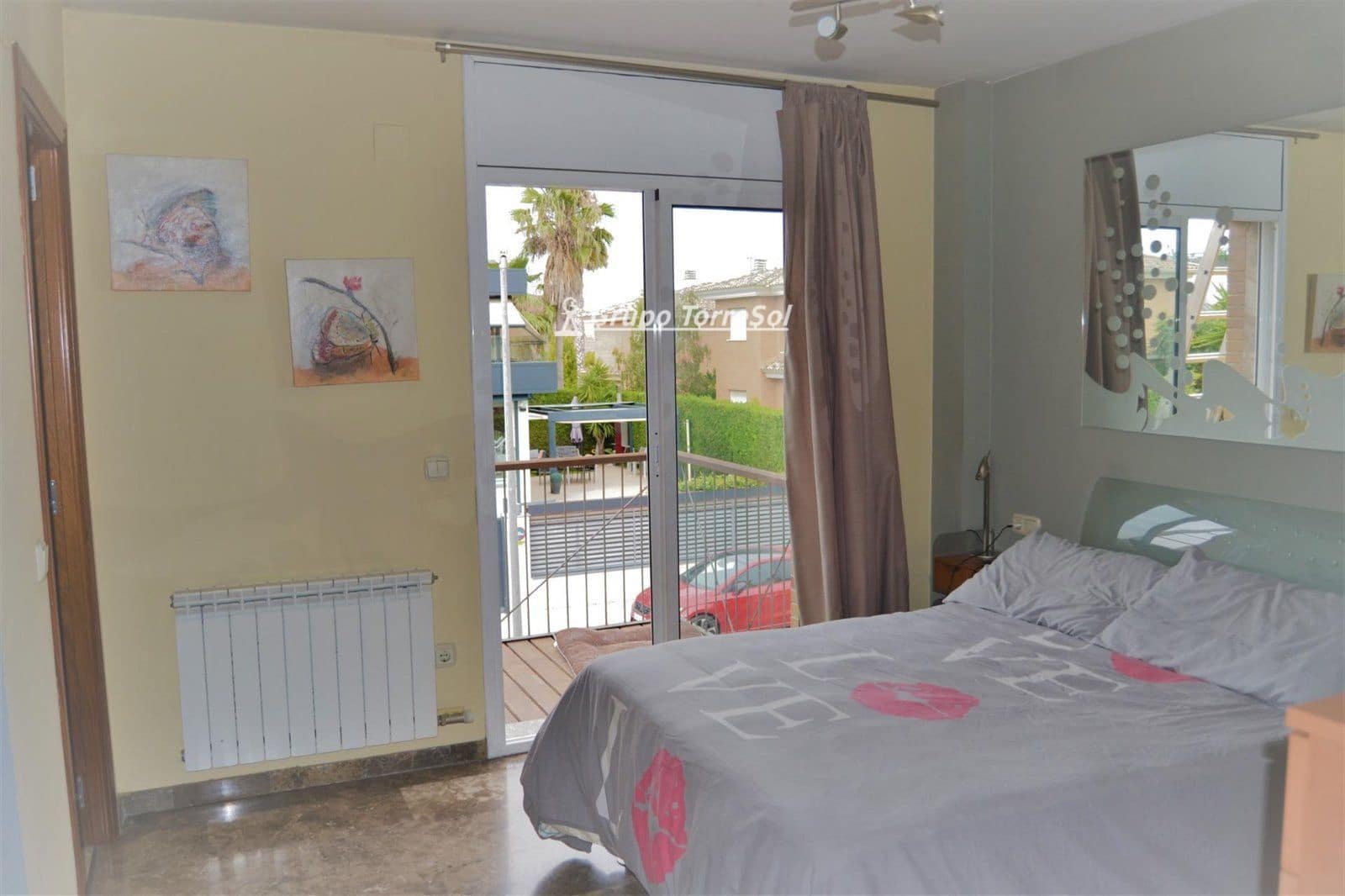 3 bedroom Townhouse for sale in Cambrils with pool garage - € 415,000 (Ref: 9534733)