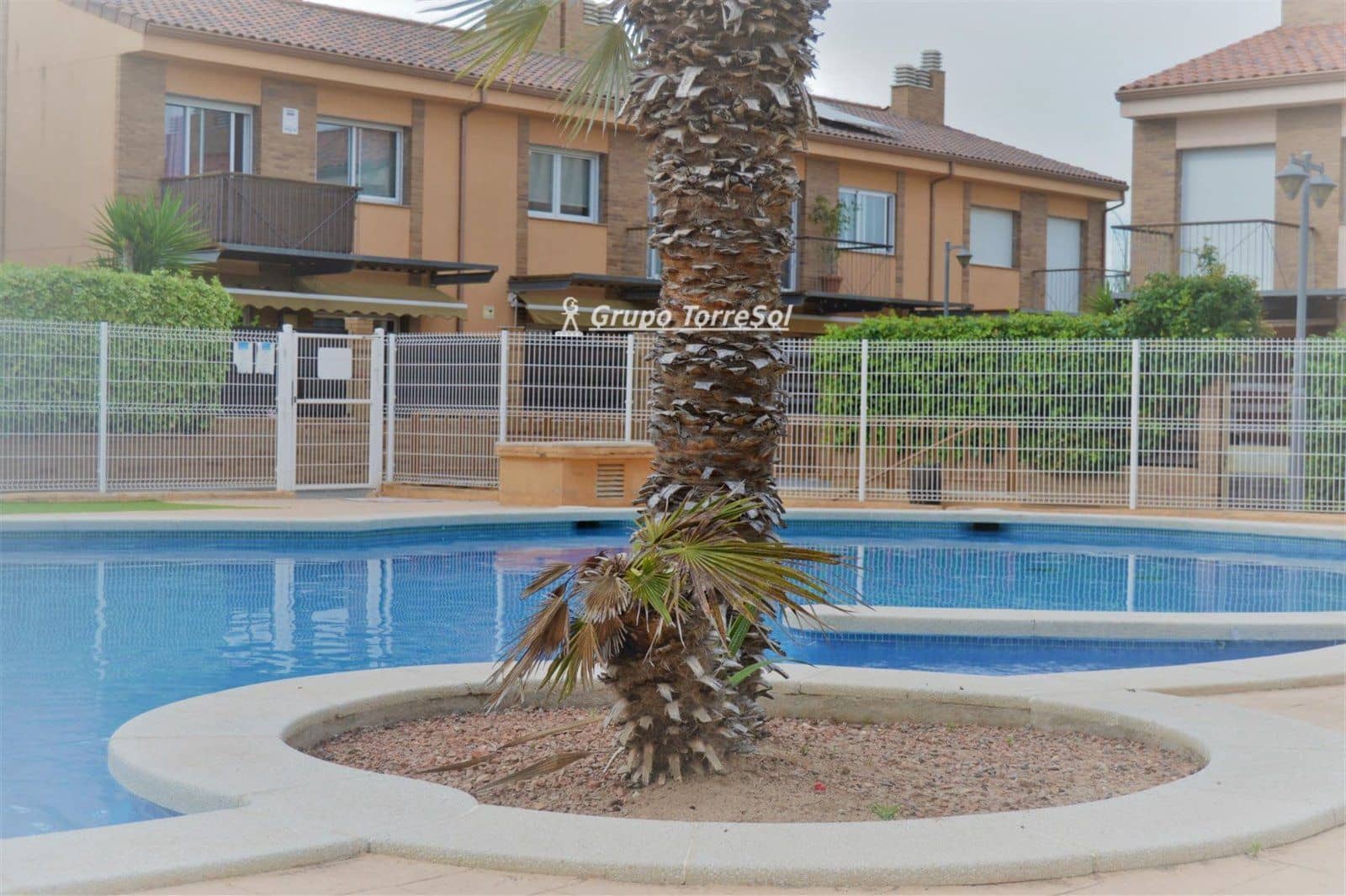 3 bedroom Townhouse for sale in Cambrils with pool garage - € 415,000 (Ref: 9534733)