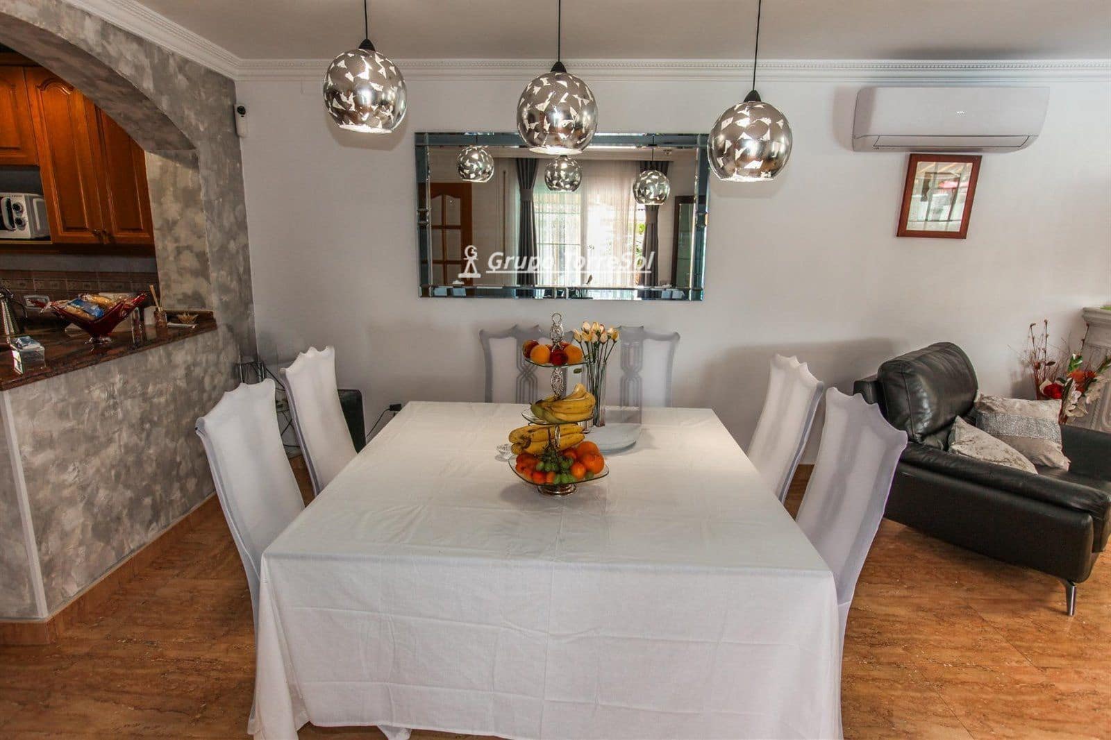 5 soverom Villa til salgs i Roda de Bara med svømmebasseng garasje - € 690 000 (Ref: 9536162)