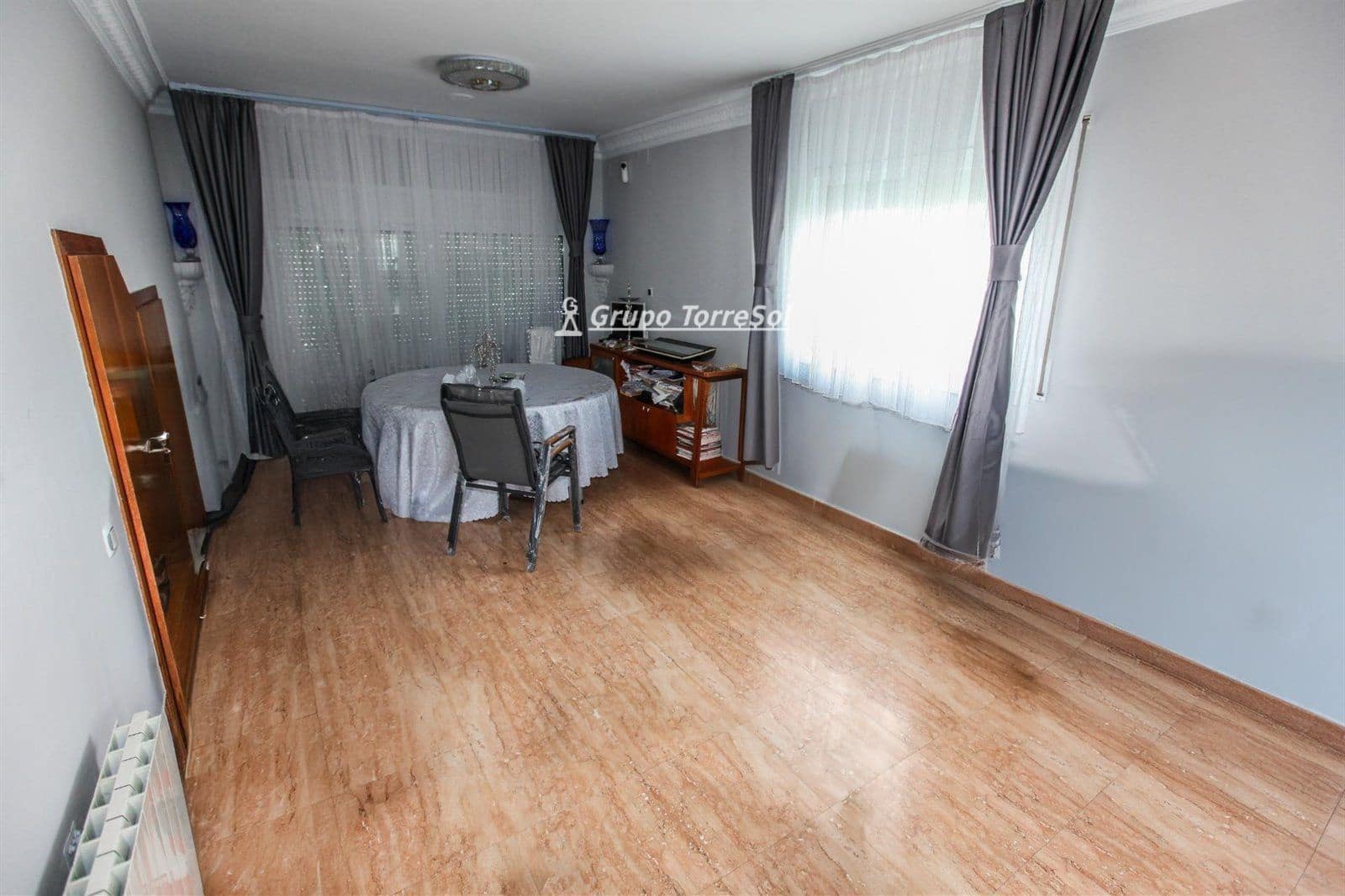 5 soverom Villa til salgs i Roda de Bara med svømmebasseng garasje - € 690 000 (Ref: 9536162)