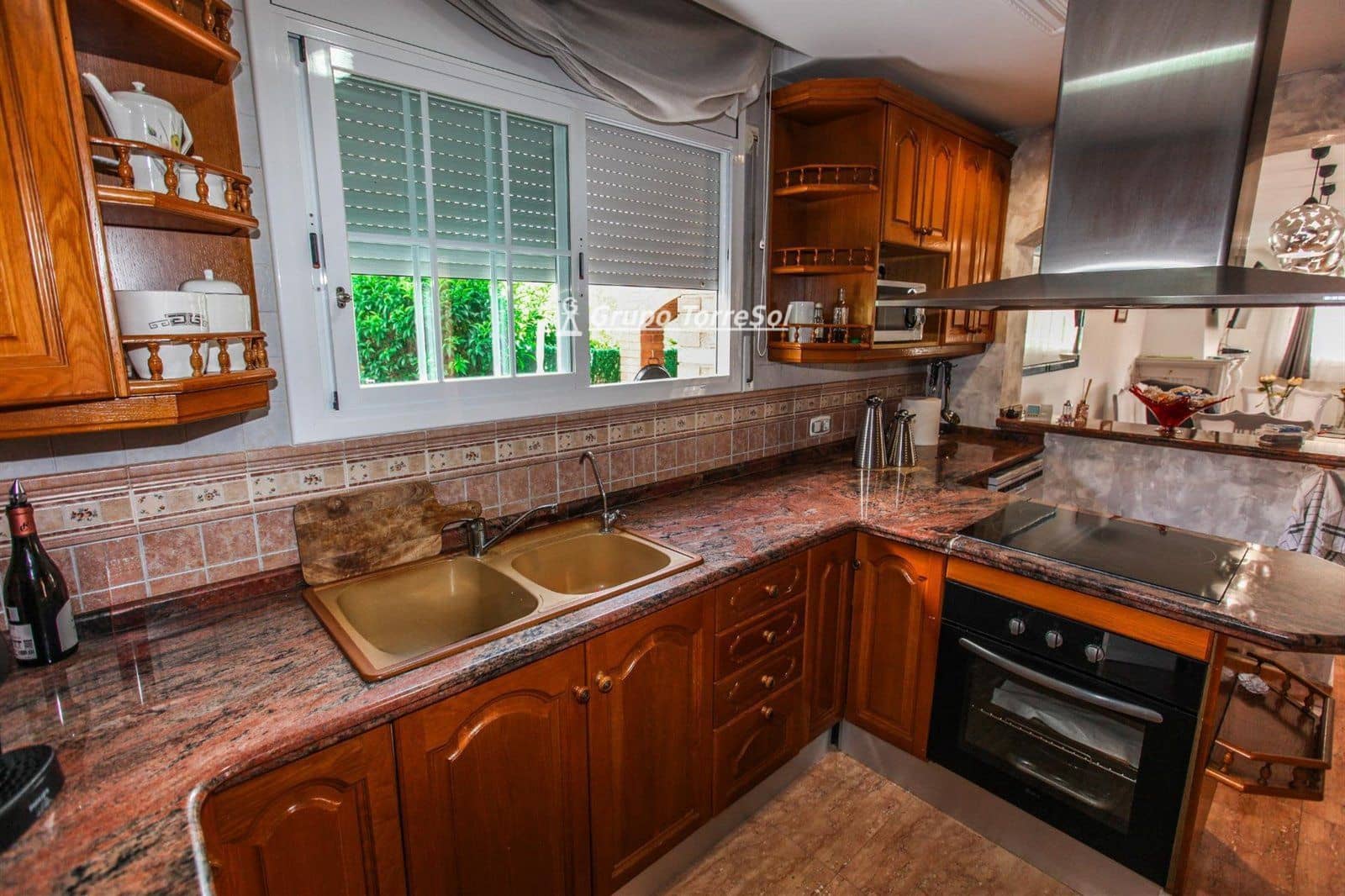 5 soverom Villa til salgs i Roda de Bara med svømmebasseng garasje - € 690 000 (Ref: 9536162)