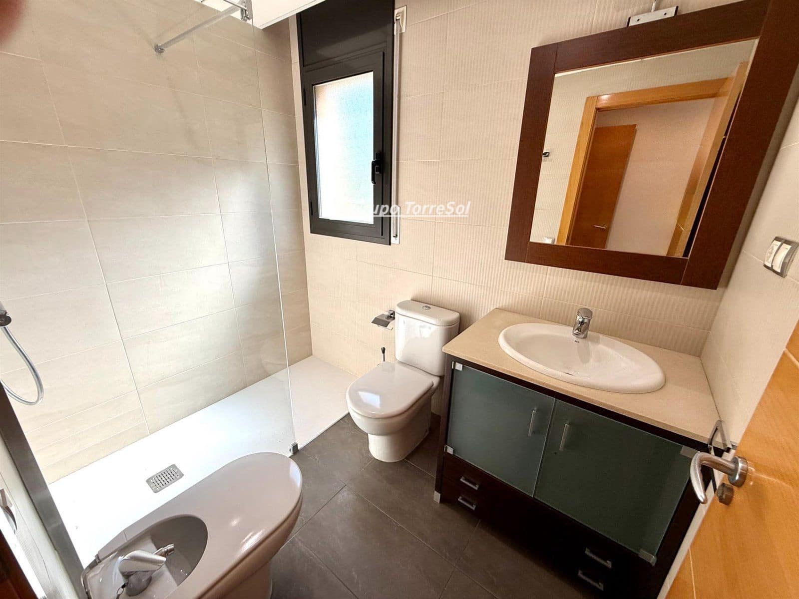 5 slaapkamer Villa te koop in El Vendrell met zwembad garage - € 430.000 (Ref: 9536171)