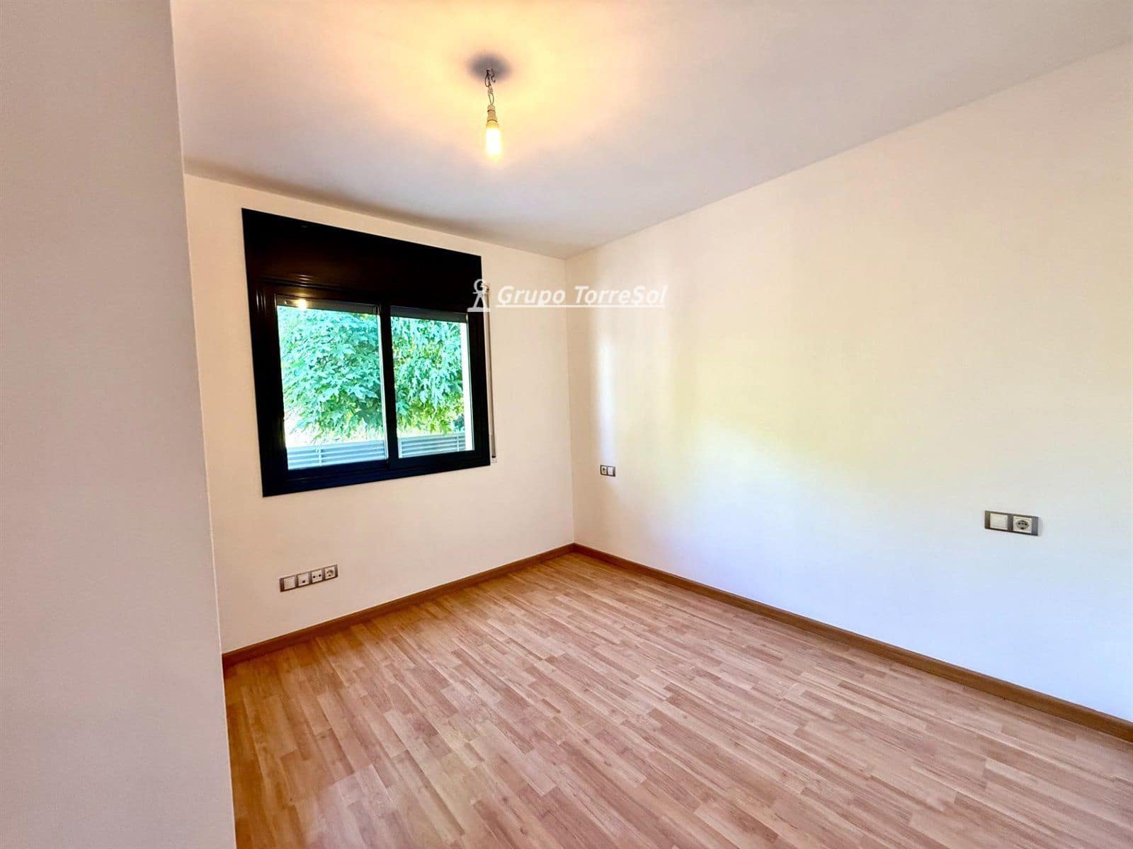 5 slaapkamer Villa te koop in El Vendrell met zwembad garage - € 430.000 (Ref: 9536171)