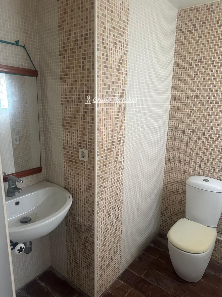 4 slaapkamer Flat te koop in L'Hospitalet de Llobregat - € 330.000 (Ref: 9536174)