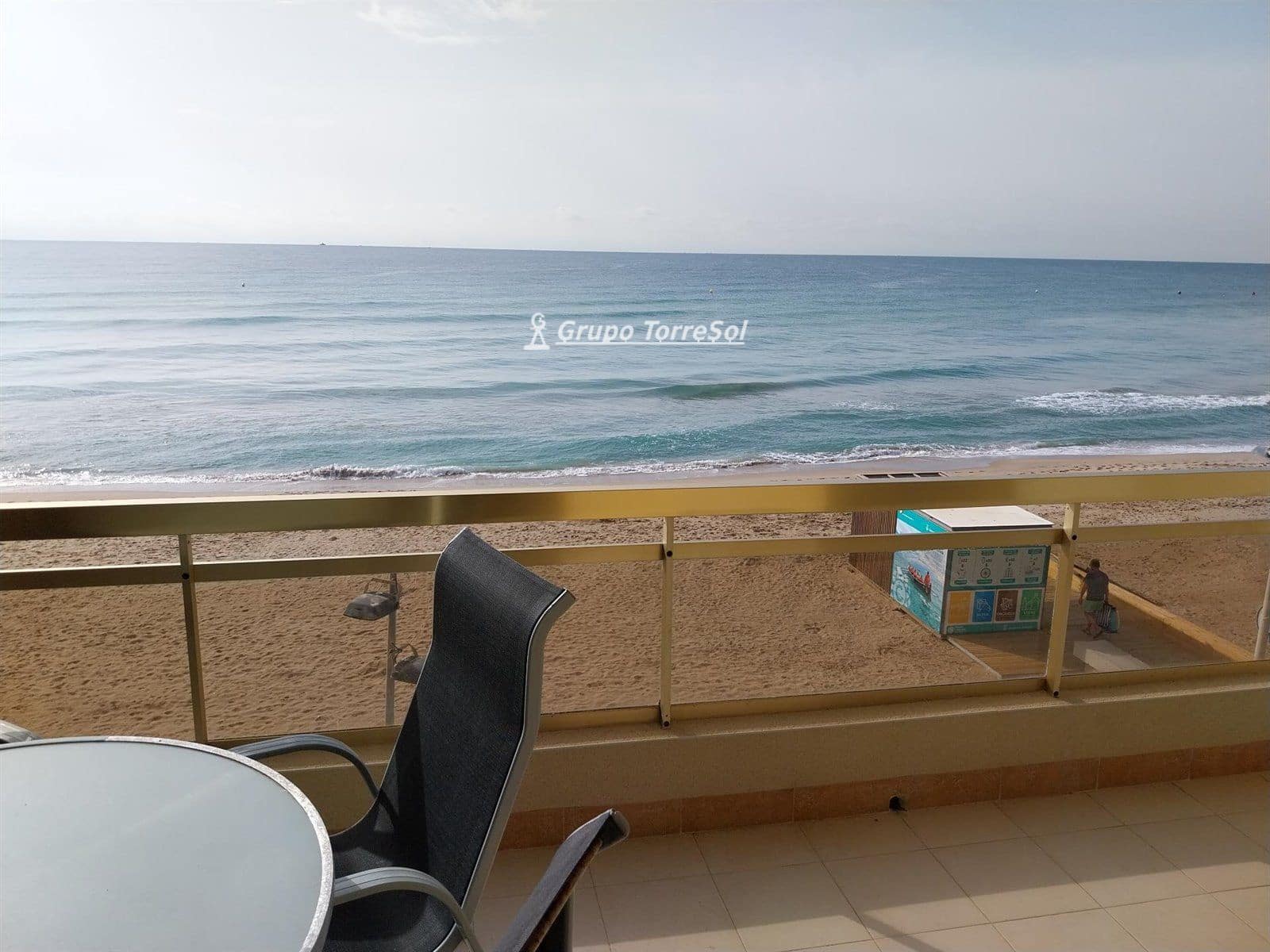 3 bedroom Flat for sale in Calafell with garage - € 450,000 (Ref: 9536176)