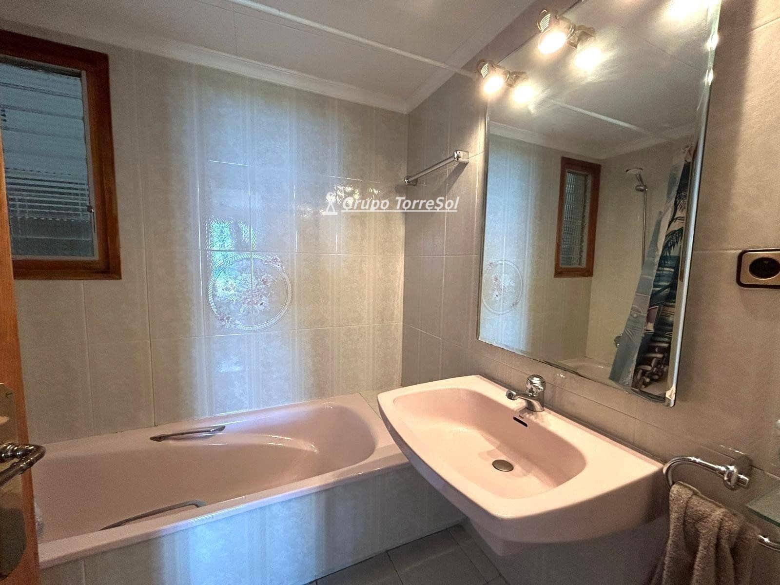 3 sovrum Lägenhet till salu i Calafell med pool garage - 435 000 € (Ref: 9536178)