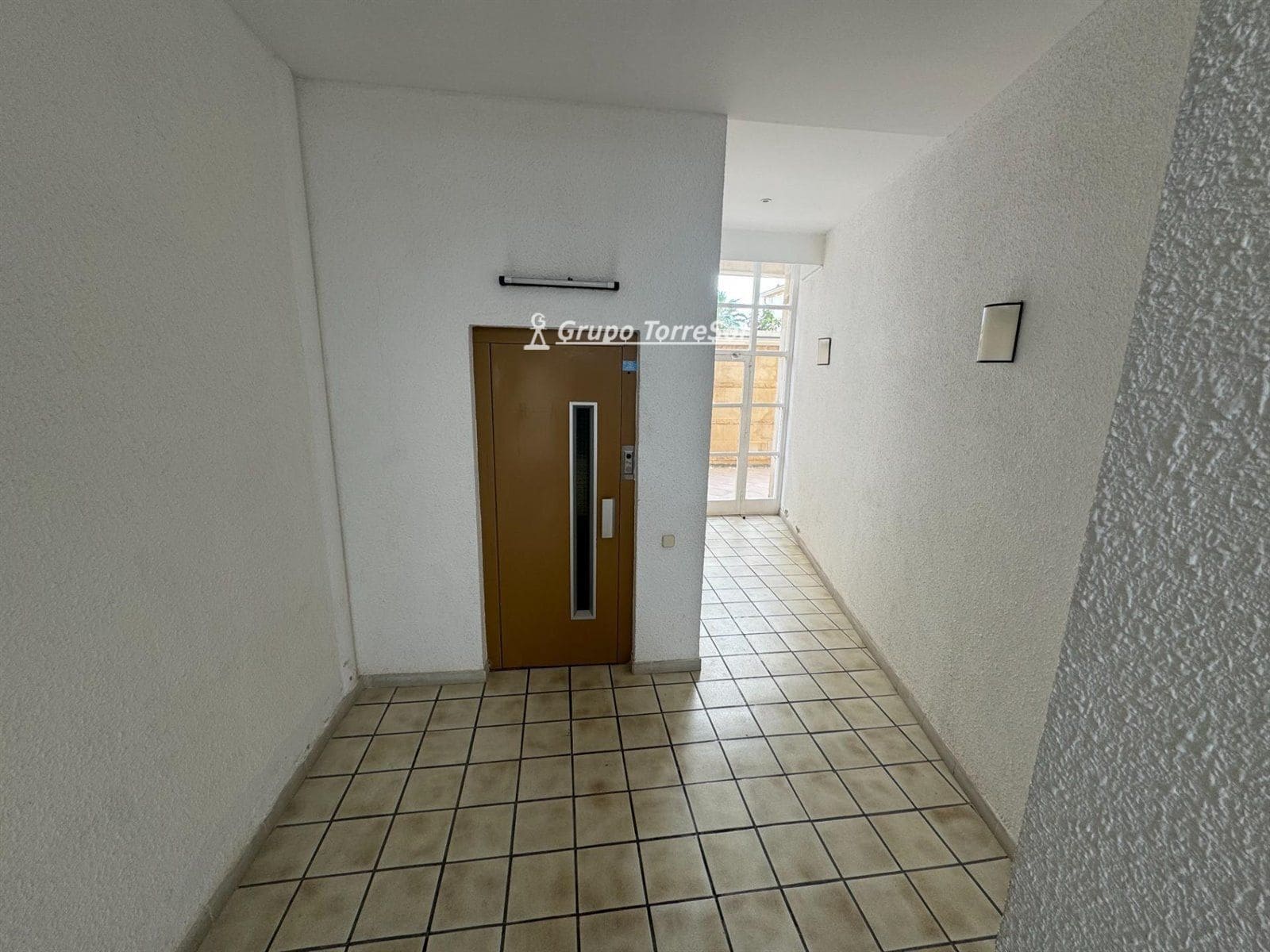 4 bedroom Flat for sale in El Vendrell with pool garage - € 345,000 (Ref: 9536179)