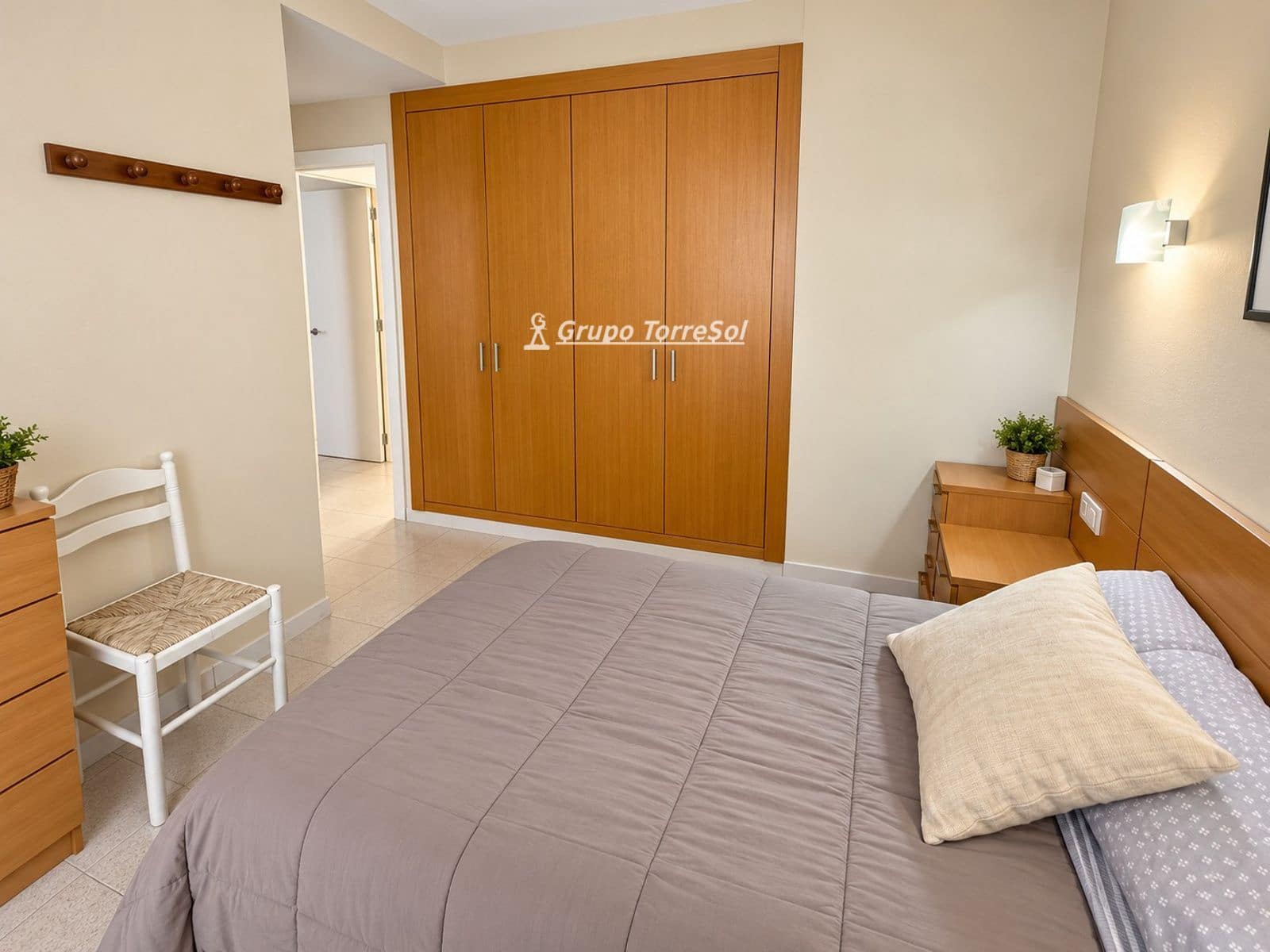 4 bedroom Flat for sale in El Vendrell with pool garage - € 355,000 (Ref: 9536179)