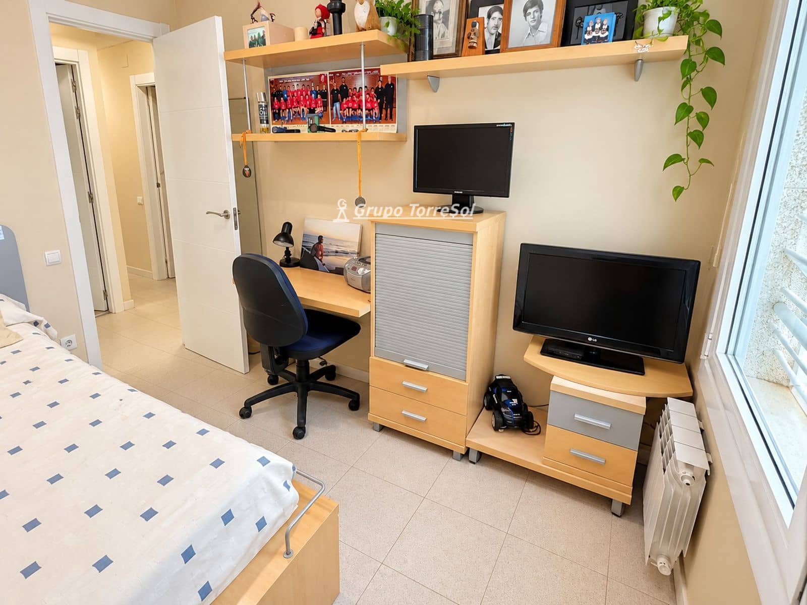 4 bedroom Flat for sale in El Vendrell with pool garage - € 355,000 (Ref: 9536179)