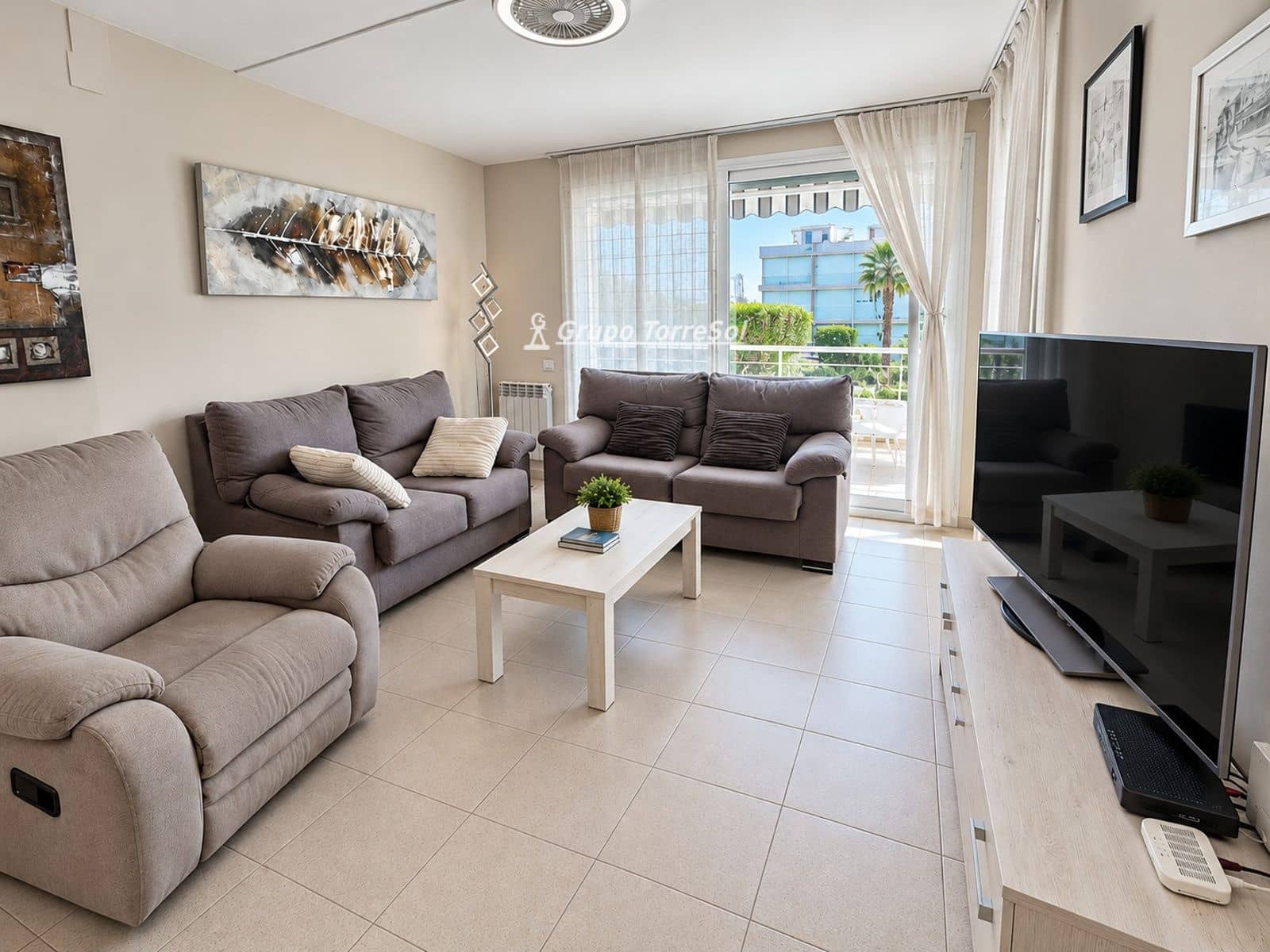 4 bedroom Flat for sale in El Vendrell with pool garage - € 355,000 (Ref: 9536179)