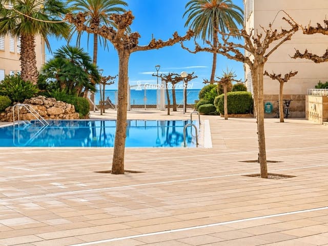 4 chambre Appartement à vendre à El Vendrell avec piscine garage - 355 000 € (Ref: 9536179)