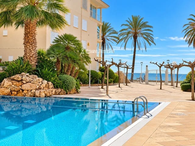 4 chambre Appartement à vendre à El Vendrell avec piscine garage - 355 000 € (Ref: 9536179)
