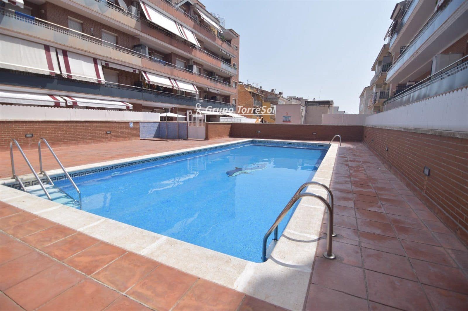 3 bedroom Flat for sale in El Vendrell with pool - € 231,864 (Ref: 9536182)