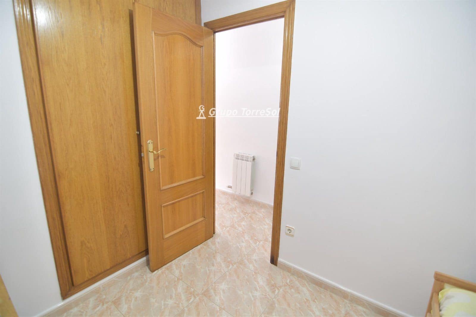 3 bedroom Flat for sale in El Vendrell with pool - € 231,864 (Ref: 9536182)