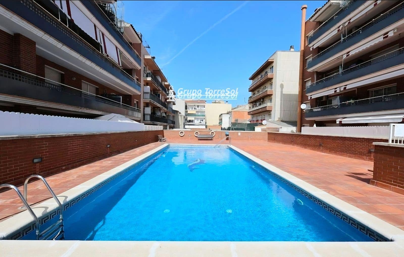 3 soverom Leilighet til salgs i El Vendrell med svømmebasseng - € 220 000 (Ref: 9536182)
