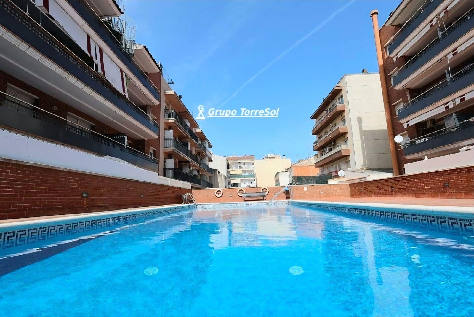 3 soverom Leilighet til salgs i El Vendrell med svømmebasseng - € 220 000 (Ref: 9536182)