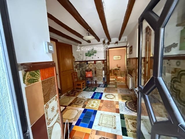 4 soveværelse Villa til salg i Masllorenç - € 200.000 (Ref: 9536194)