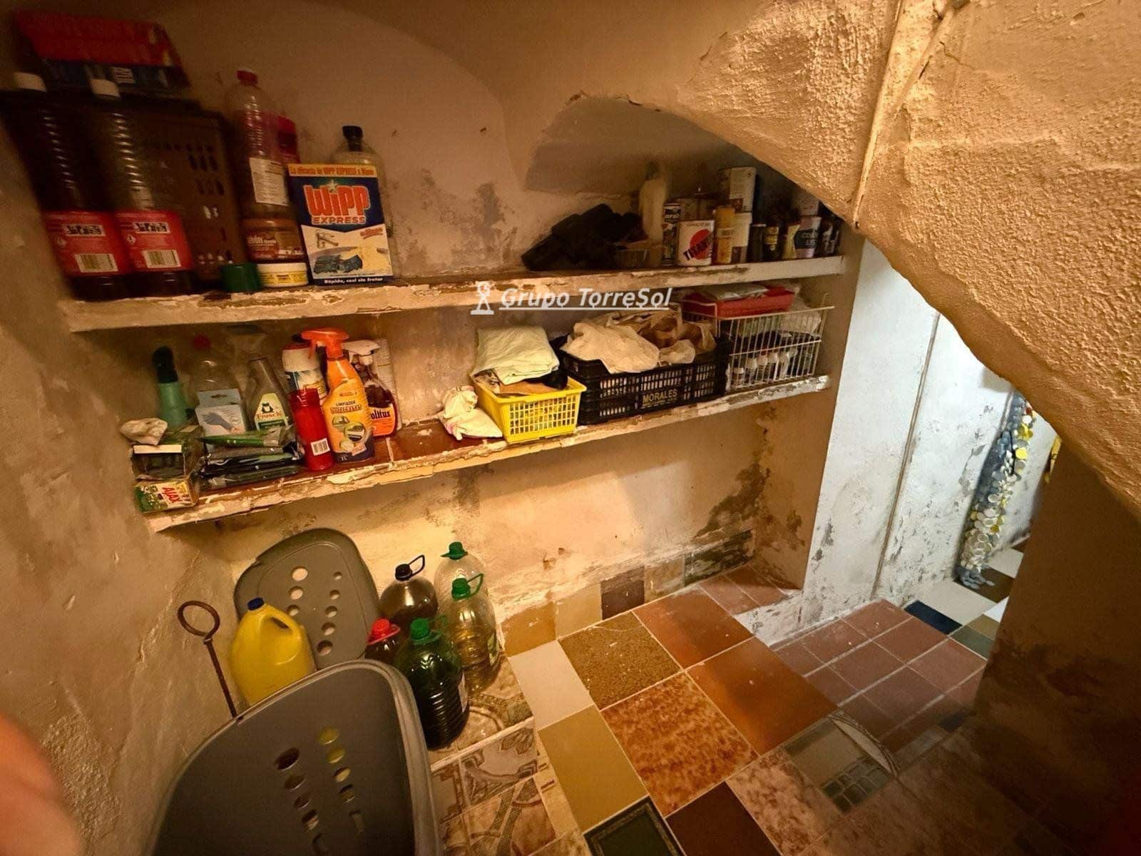 4 soveværelse Villa til salg i Masllorenc - € 200.000 (Ref: 9536194)