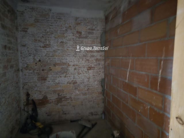 3 sovrum Villa till salu i Santa Oliva - 110 000 € (Ref: 9536195)