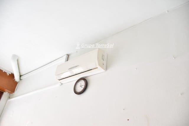 Local Commercial à vendre à El Vendrell - 45 000 € (Ref: 9536196)