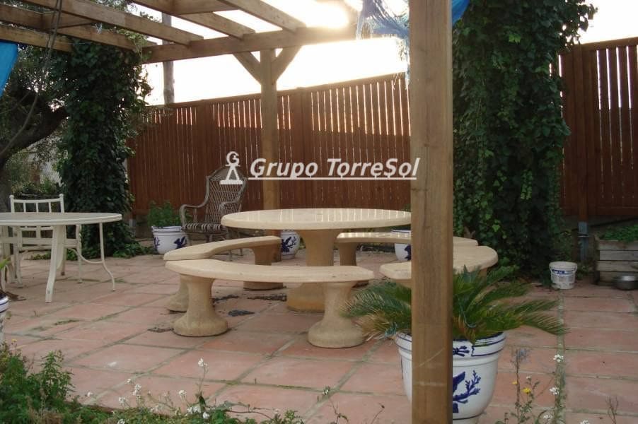 5 sovrum Villa till salu i Santa Oliva med pool - 675 000 € (Ref: 9536204)