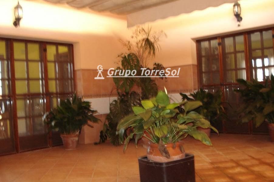 5 sovrum Villa till salu i Santa Oliva med pool - 675 000 € (Ref: 9536204)