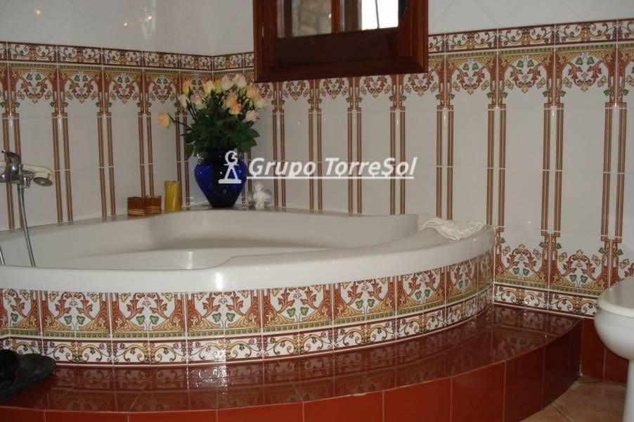 5 sovrum Villa till salu i Santa Oliva med pool - 675 000 € (Ref: 9536204)