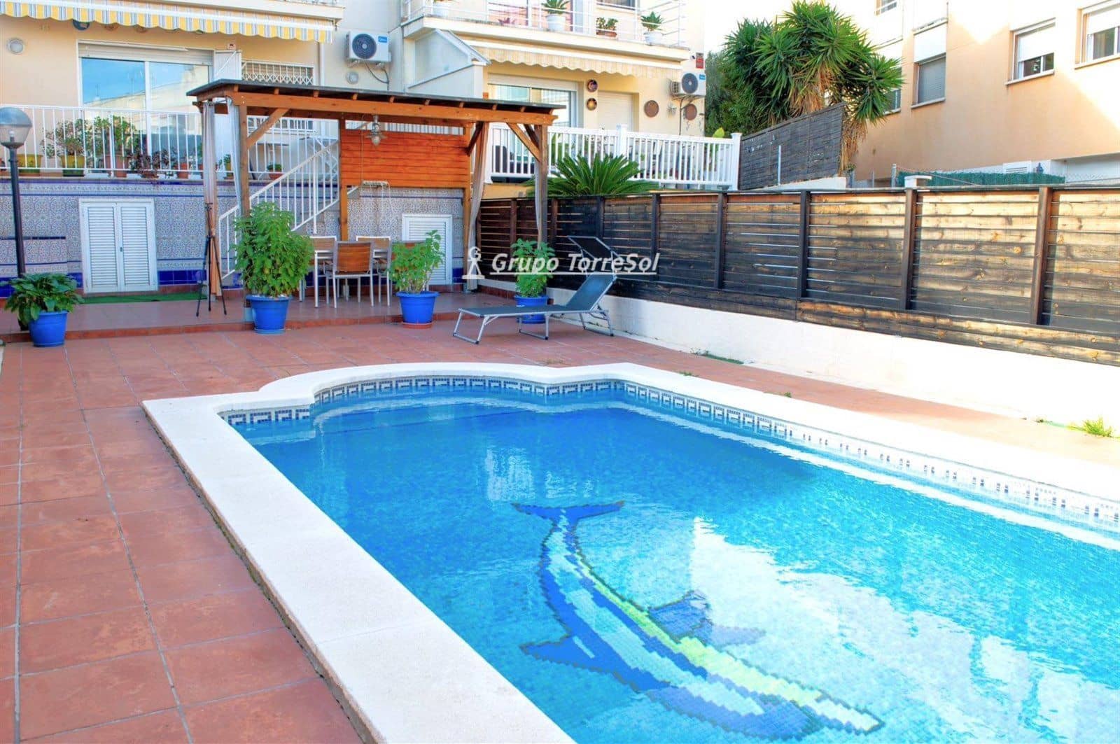 4 slaapkamer Huis te koop in Vilanova i la Geltru met zwembad - € 480.000 (Ref: 9536205)