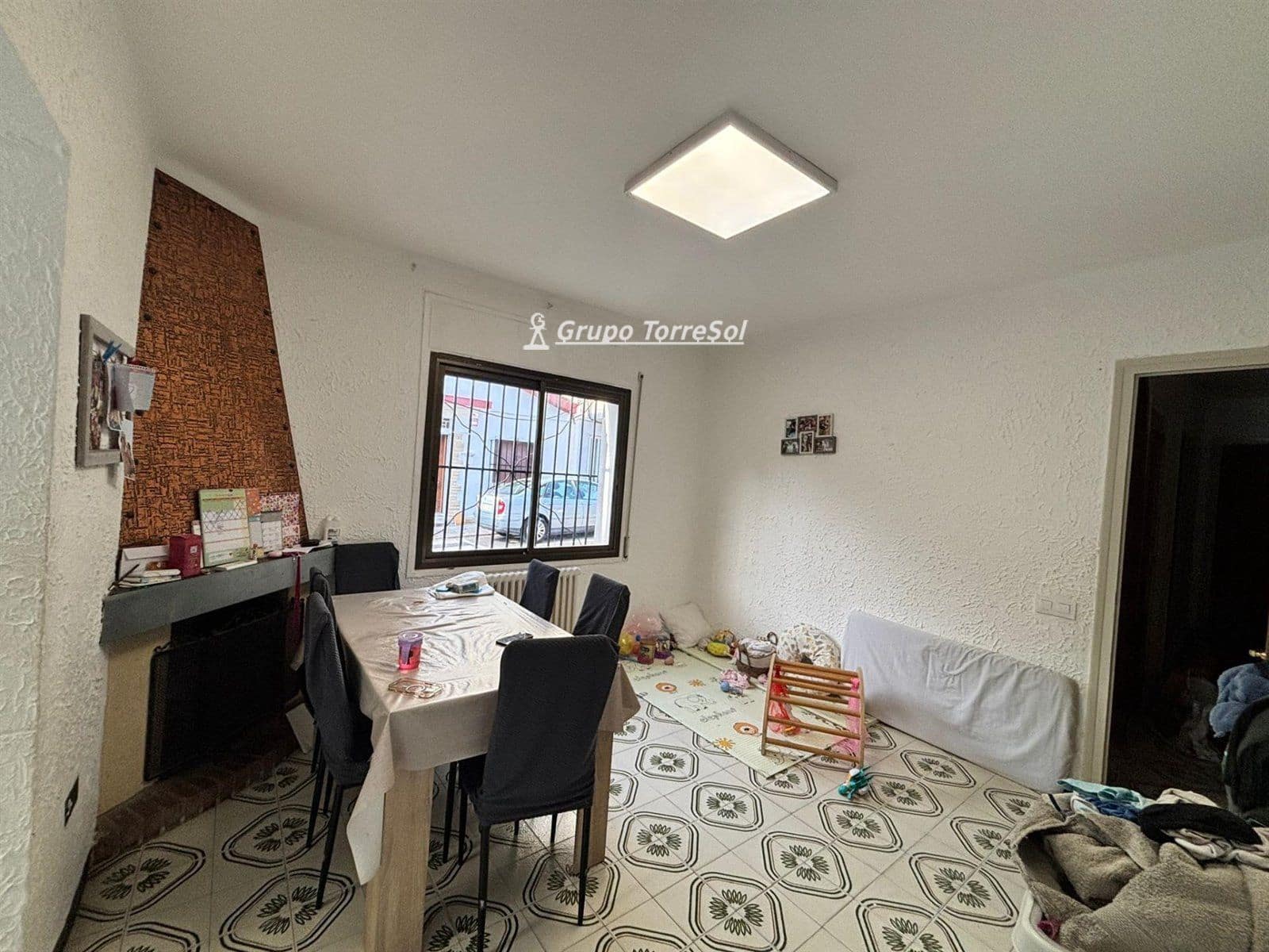 3 quarto Casa em Banda para venda em Cubelles - 310 000 € (Ref: 9536208)