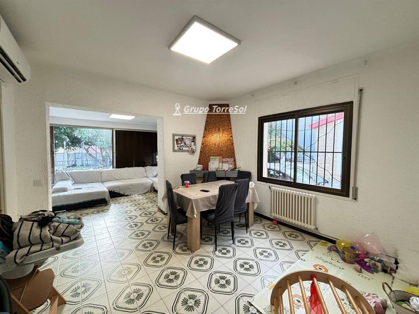 3 quarto Casa em Banda para venda em Cubelles - 310 000 € (Ref: 9536208)