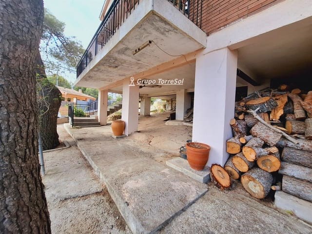 5 camera da letto Villa in vendita in Calafell con piscina - 325.000 € (Rif: 9536210)