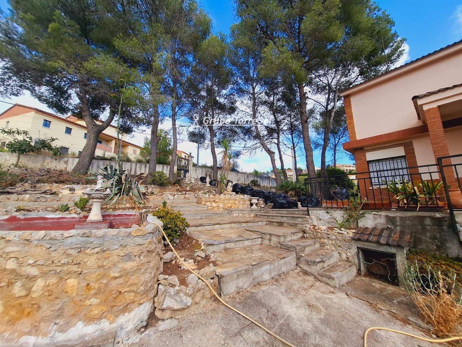 5 camera da letto Villa in vendita in Calafell con piscina - 325.000 € (Rif: 9536210)